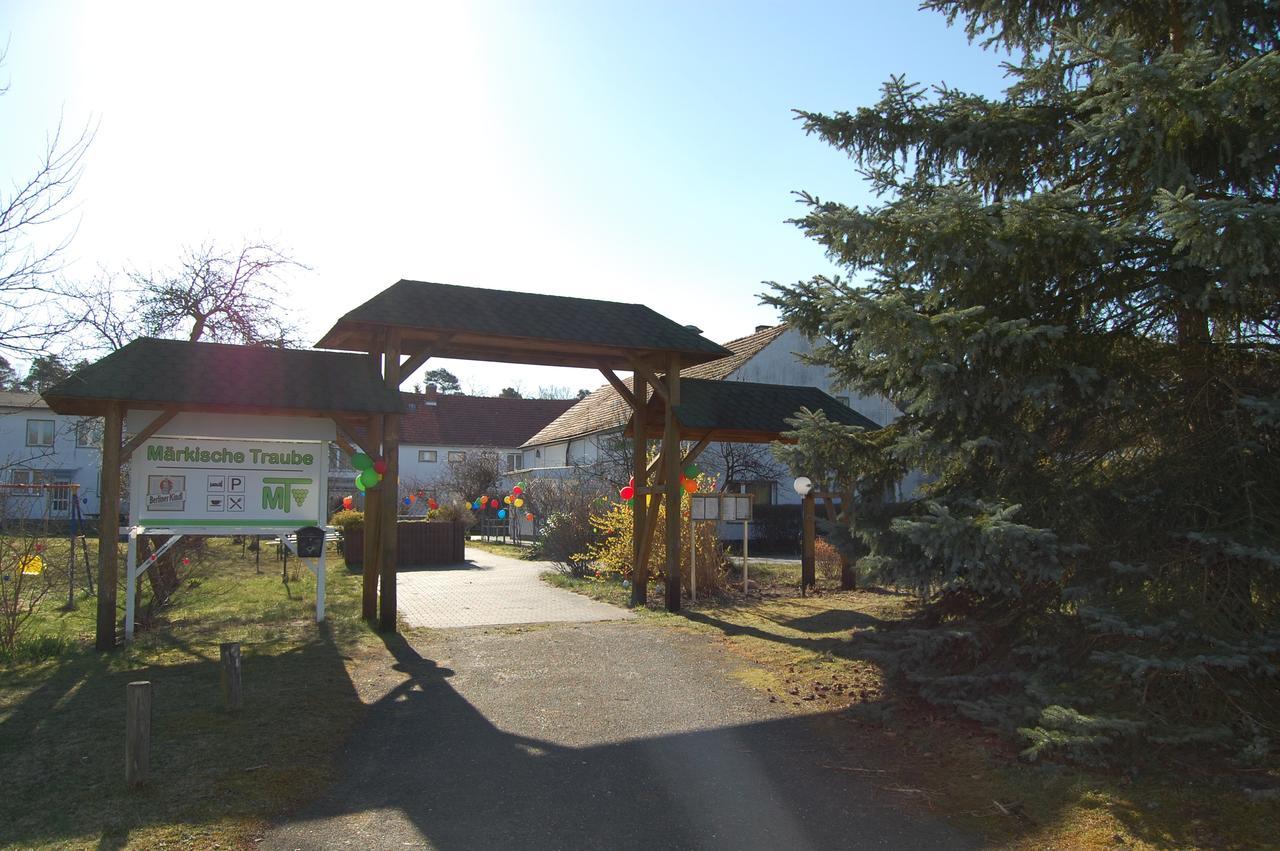 "Maerkische Traube" Idyllisches Gaestehaus Fuer Selbsversorger Zesch Zewnętrze zdjęcie