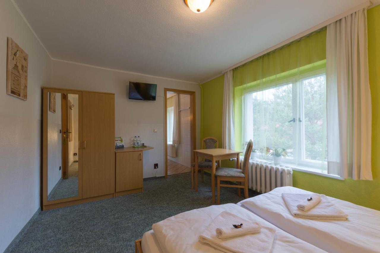 "Maerkische Traube" Idyllisches Gaestehaus Fuer Selbsversorger Zesch Zewnętrze zdjęcie